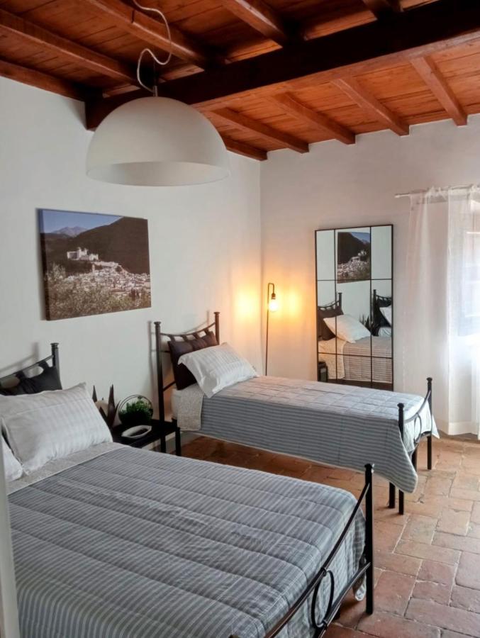 Casa Vacanze Garibaldi Spoleto Exterior photo